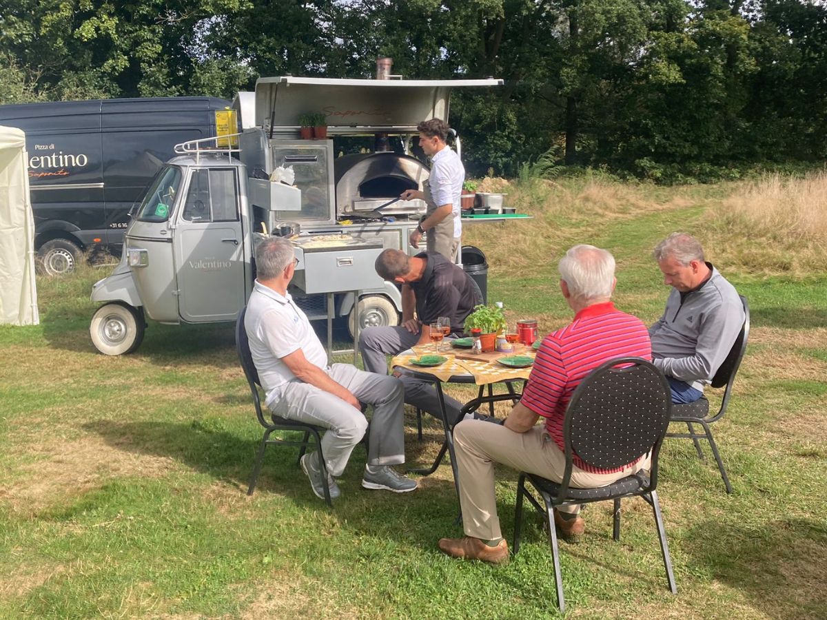 pizza-di-valentino-huist-in-het-oude-honingcomplex-in-nijmegen